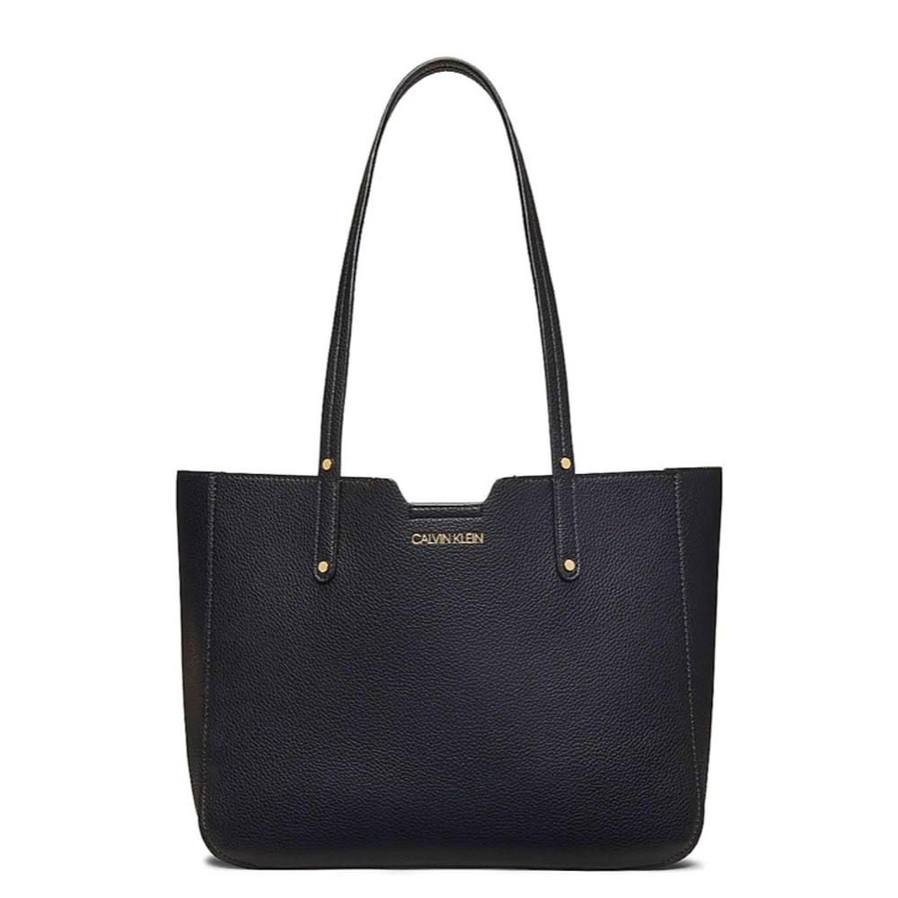 Calvin Klein
Dilan Medium Tote